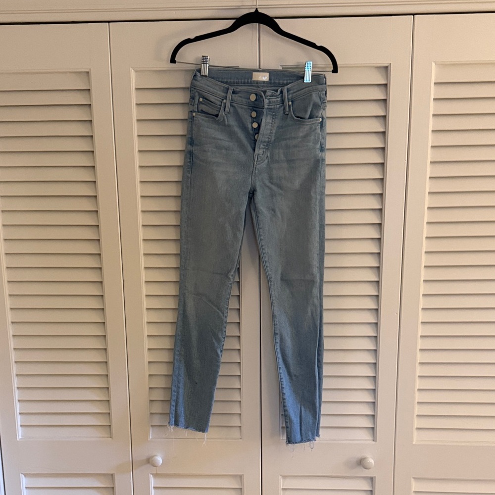 MOTHER Light Wash Skinny High-Rise Button-Fly Jeans